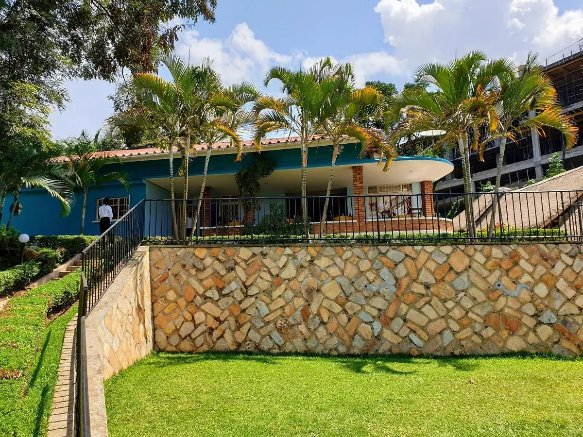 Apartment Well Furnished and Airconditioned Rooms in Nakasero, Kampala By BoB